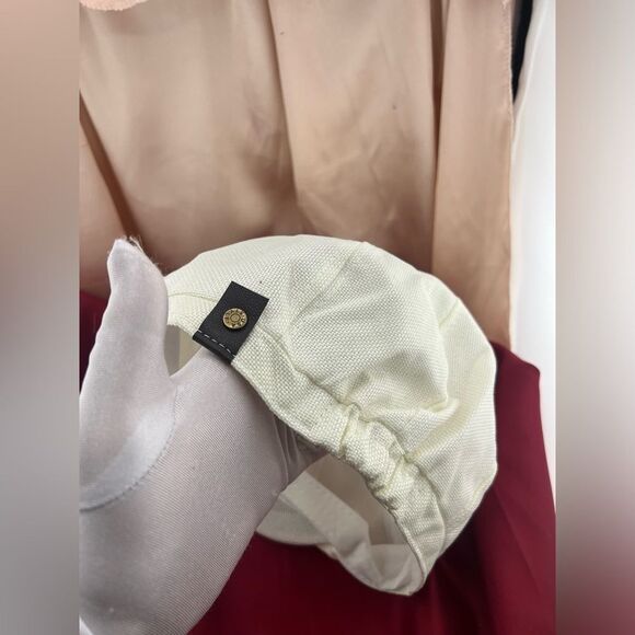 Stylish White Newsboy Cap - Picture 6 of 6